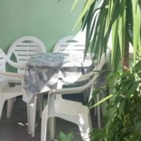 Mira Roso - One Bedroom 3 Apartment Makarska